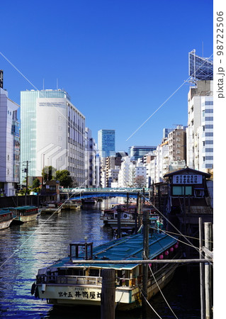 東京 神田川と浅草橋駅周辺の風景 東京 神田川と浅草橋駅周辺の風景 98722506