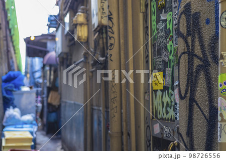 新宿 路地裏 新宿 路地裏 98726556