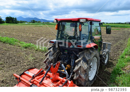 農業機械 トラクター 農業機械 トラクター 98732393