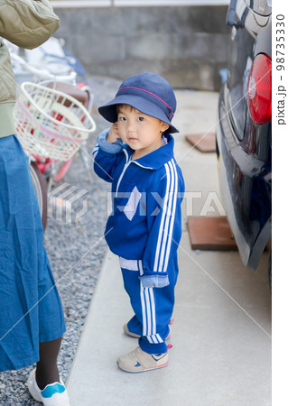 3 years old 3 years old 98735330