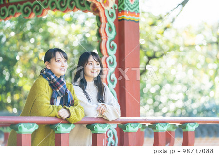 女子旅 旅行 若い女性 女子旅 旅行 若い女性 98737088