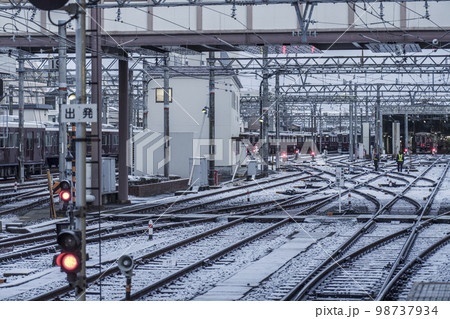 冬景色の阪急桂車庫 冬景色の阪急桂車庫 98737934