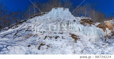 赤城山小滝氷瀑 98739224