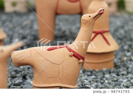 上毛野はにわの里公園　鳥の埴輪 98743793