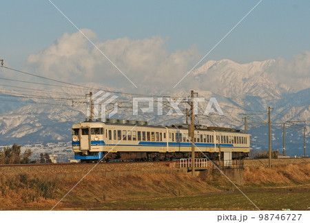 北陸本線　水橋ー東富山　JR西日本　475系　A11編成（金沢） 98746727