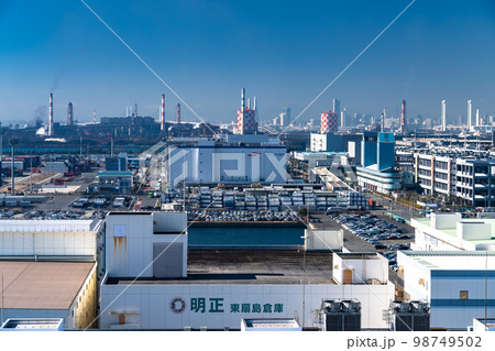 《神奈川県》京浜工業地帯・川崎の工業地帯の風景 《神奈川県》京浜工業地帯・川崎の工業地帯の風景 98749502
