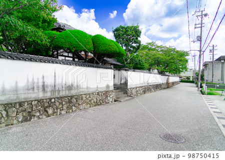 霞城館・矢野勘治記念館の土塀　兵庫県たつの市 98750415