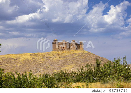 La Calahorra castle, Andalusia, Spain 98753712
