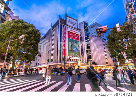 日本の東京都市景観 55年の歴史に幕。渋谷の東急百貨店本店が1月31日閉店＝1月31日 98754721
