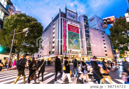 日本の東京都市景観 55年の歴史に幕。渋谷の東急百貨店本店が1月31日閉店＝1月31日 98754723