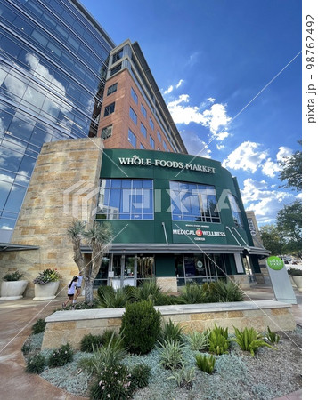 Whole Foods Market一号店 98762492