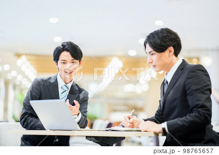 ビジネス 若手 ビジネス 若手 98765657