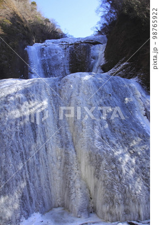 袋田の滝の氷瀑4 袋田の滝の氷瀑4 98765922