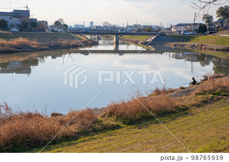 ビン沼川　冬景色　さいたま市側から眺めた風景　 98765939