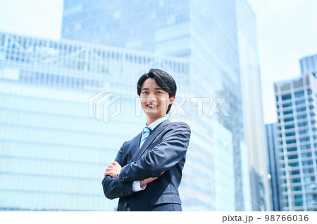 若手　ビジネス 98766036