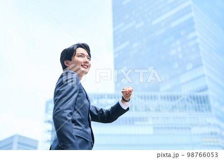 ビジネス　若手 98766053