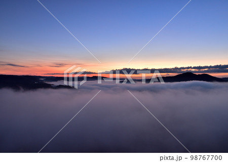 鎌倉山の雲海 鎌倉山の雲海 98767700
