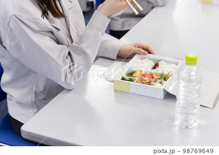 デリバリー弁当 デリバリー弁当 98769649