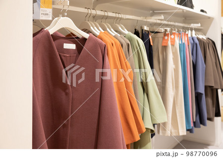 アパレル商品　陳列 98770096
