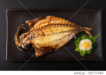 鯵の開き・焼き魚 98771488