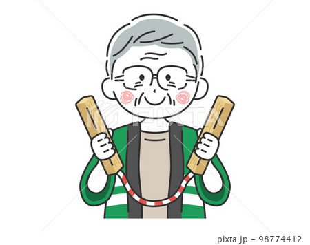 火の用心で、拍子木を打つ、年配男性のイラスト 火の用心で、拍子木を打つ、年配男性のイラスト 98774412