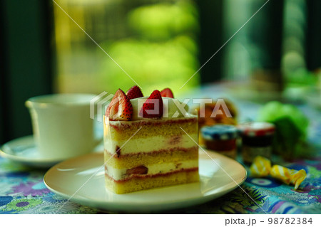 ショートケーキ4 98782384