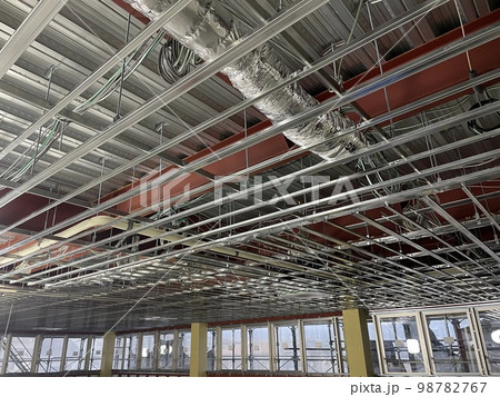 天井の軽量下地 98782767