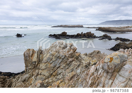 South Africa, Hermanus, Rock formations on Voelklip Beach 98787388