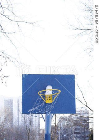 Basketball net in winter 98789470