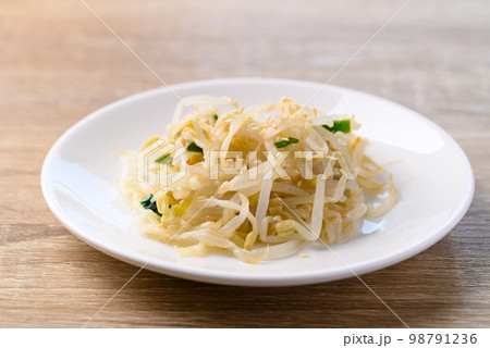 Korean mung bean sprouts salad (Kongnamul Muchim), Korean food side dish 98791236