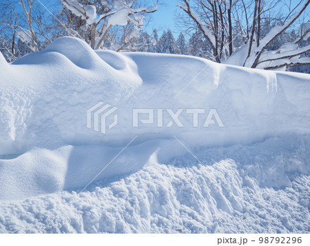 積雪 98792296