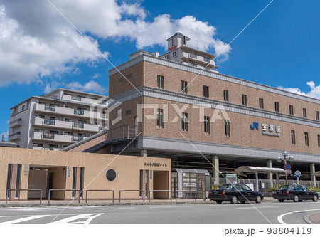 駅前風景 宝塚駅 駅前風景 宝塚駅 98804119