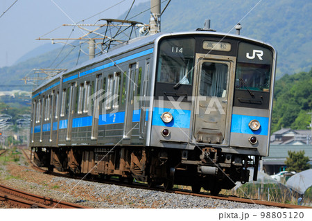 JR四国　121系電車（14番編成） 98805120