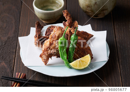 トラフグの唐揚げ 98805677