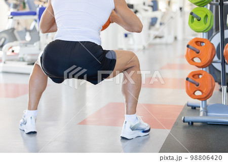 スクワットで大腿 スクワットで大腿 98806420