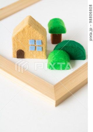 フェルトのお家 98806808