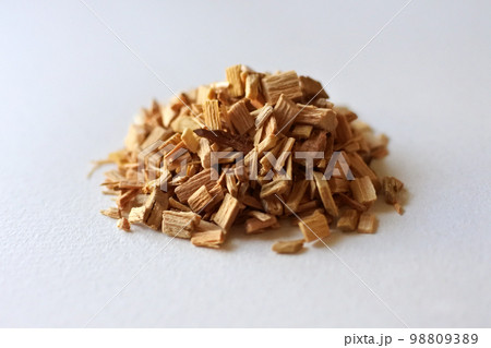 燻製チップ 燻製チップ 98809389