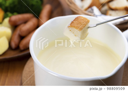 チーズフォンデュ 98809509