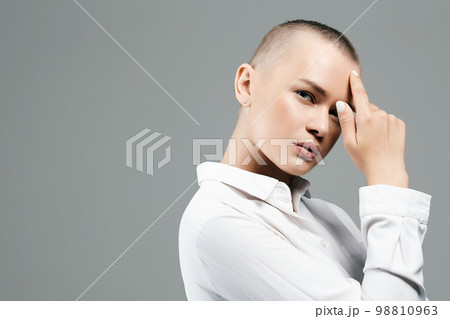 portrait of beautiful bald woman 98810963