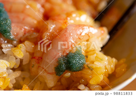甘海老のユッケ丼 甘海老のユッケ丼 98811833
