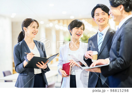 ビジネス　若手 98815298