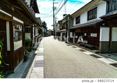 【重要伝統的建造物群保存地区】龍野の街並み　下川原地区の風景1　兵庫県たつの市 98823514