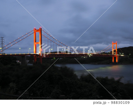 平戸大橋のライトアップ 長崎県平戸市岩の上町 平戸大橋のライトアップ 長崎県平戸市岩の上町 98830109