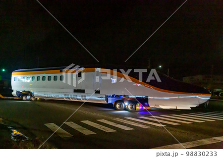 E8系　先頭車 98830233