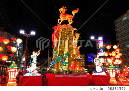 【長崎県】長崎ランタンフェスティバル(中央橋の燈舎) 【長崎県】長崎ランタンフェスティバル(中央橋の燈舎) 98831591