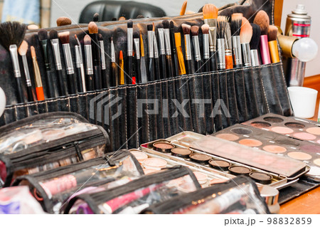 Cosmetics and make-up brushes Cosmetics and make-up brushes 98832859