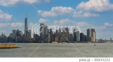 View on Liberty Island overlooking downtown Manhattan, New York, USA 98833222