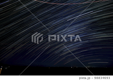 的矢湾の夜空（コンポジット撮影） 98834693