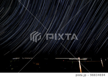 的矢湾の夜空(コンポジット撮影) 的矢湾の夜空(コンポジット撮影) 98834694