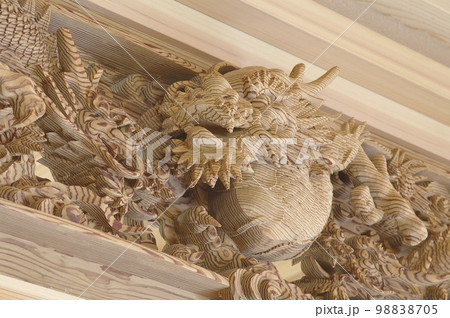 和風住宅の欄間 98838705